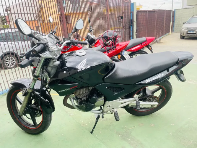 CBX 250 Twister