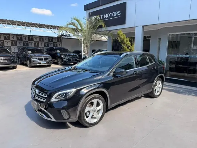 Mercedes-Benz GLA 200 Adv. 1.6/1.6 TB 16V Flex Aut. 2018