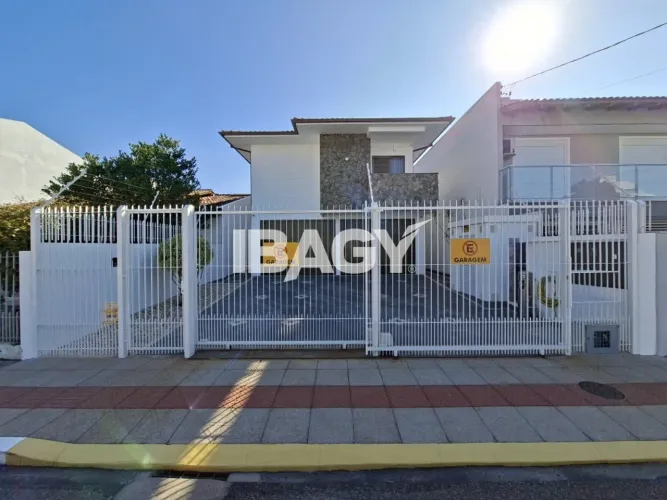 Excelente Apartamento 2 dormitório(s) em Balneário - Florianópolis