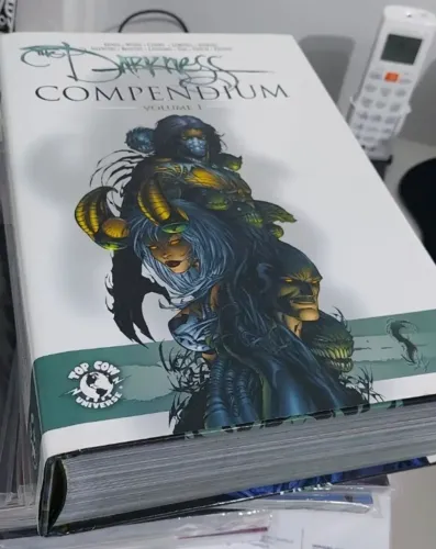 The darkness compendium volume 1