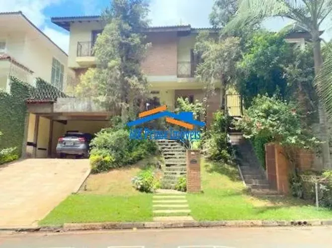 Casa à venda 246m² com Piscina, 5 quartos, 1 suíte, 4 vagas - PQ dos Princí