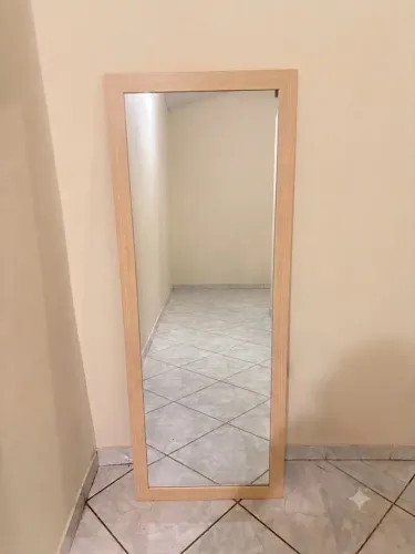 Espelho de Corpo Inteiro com Moldura Madeira Clara - 1,60m x 60cm