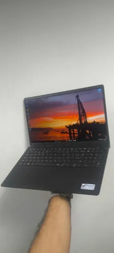 Notebook Dell i5 11ger. 8gb ddr4, NVMe 256gb, vídeo iris Full HD, em 10x sem juros