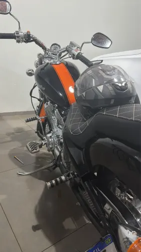Shadow 600 