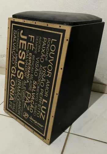 Cajon elétrico