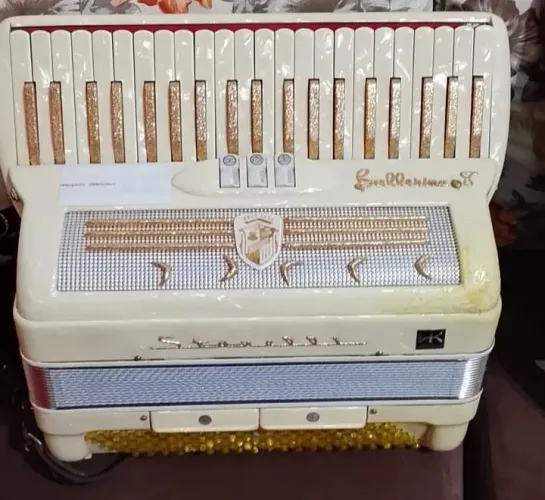 ACORDEON SCANDALLI BALLERINA ITALIANA 120 BAIXOS REDUZIDA
