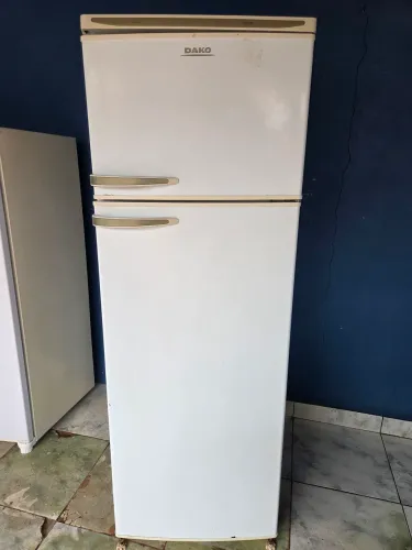 Vendo geladeira Dako