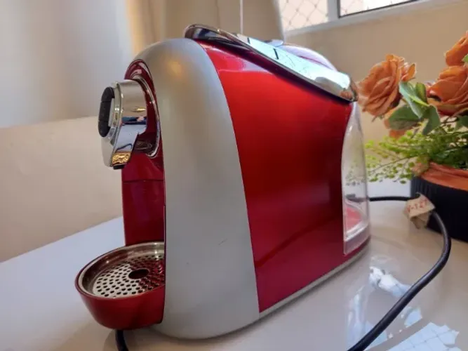 Cafeteira expresso três corações