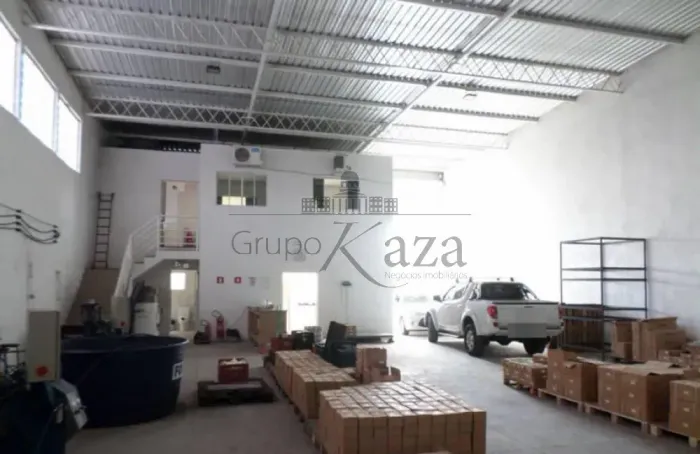 Galpão Comercial - Jacareí - Jardim Emília - 315m².