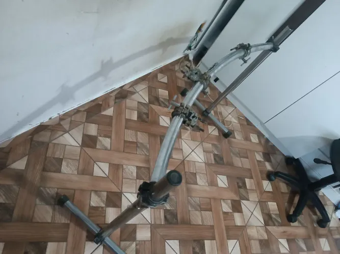 Rack de bateria acústica, aceito ofertas! Não muito abusivas