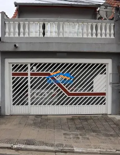 Excelente sobrado com 200m², com 5 dormitórios, em Quitaúna.