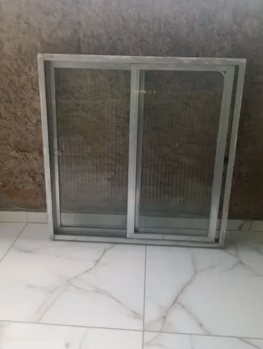 Desapegando janela alumínio