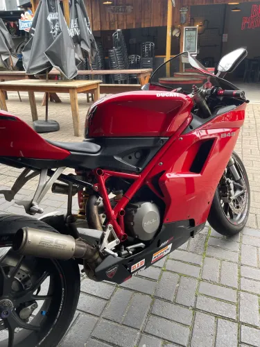 Ducati 848