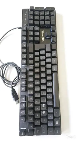 Teclado mecânico gamer Knup KP-2050 USB - excelente funcionamento