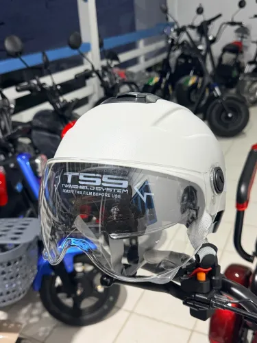 Capacete premium para Scooter Elétrica (Atacado e Varejo)