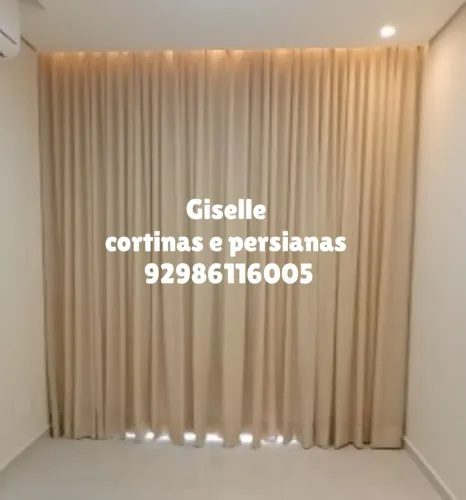 Cortina de voil com persiana rolo