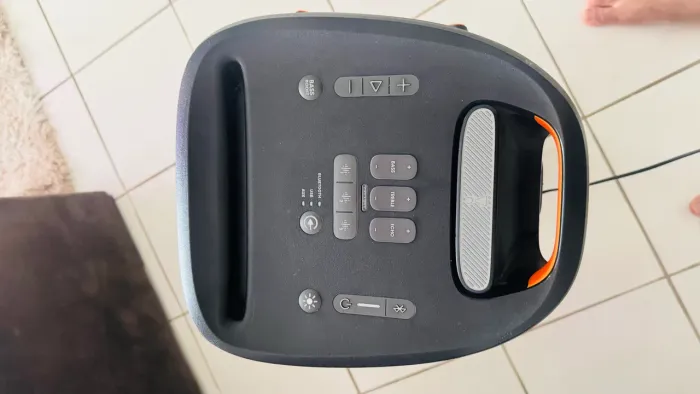 Caixa De Som Portátil Jbl Partybox 310 Bluetooth 240w