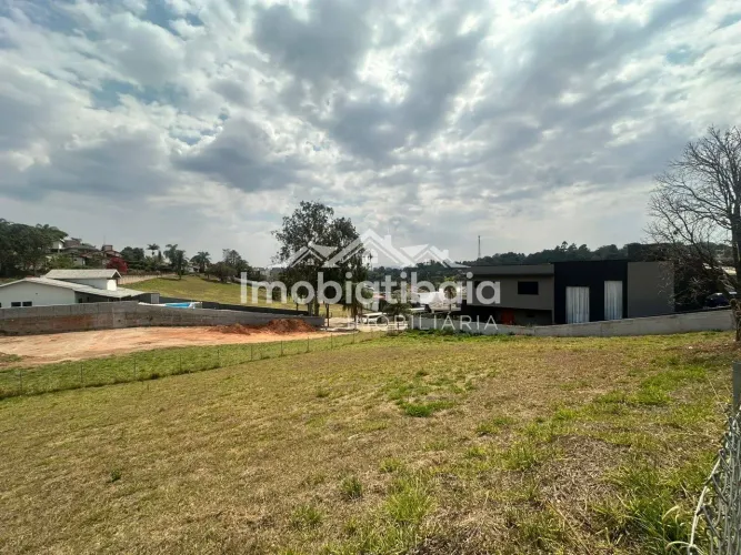 Terreno à Venda no Condomínio Palavra da Vida  Atibaia/SP