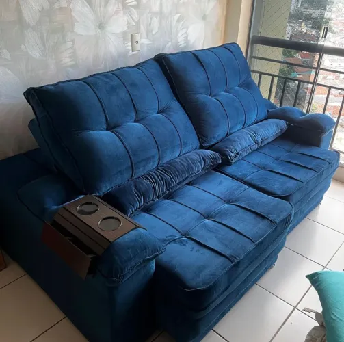 Sofás retratil e reclinável de 2 mts