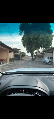 Alugo apartamento em condomínio fechado