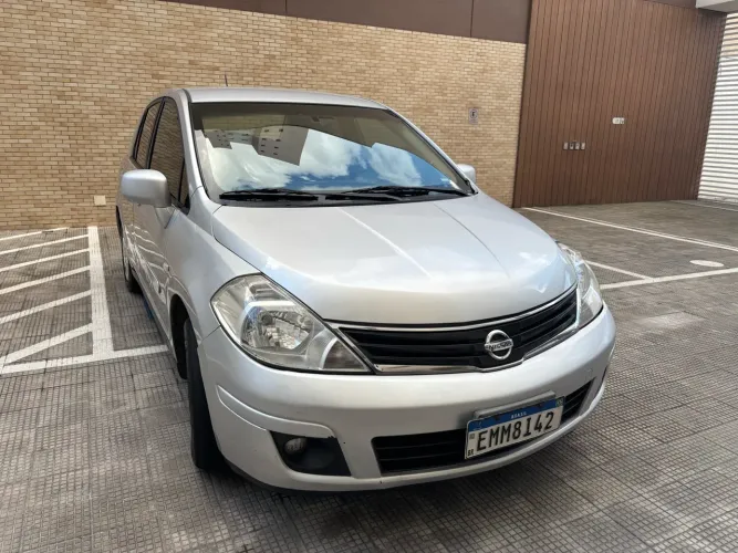 Nissan Tiida Sedan 1.8 16V Flex Fuel 4P 2012