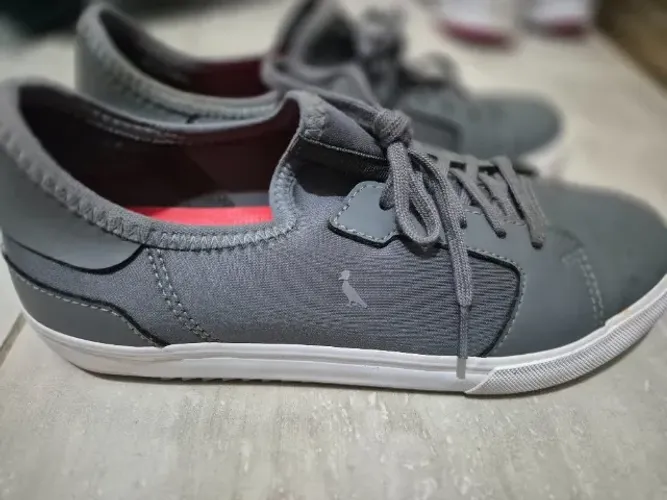 Tenis reserva tamanho 36