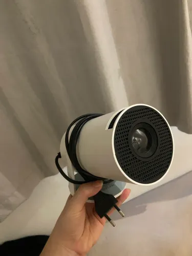 Mini Projetor Portátil (sem controle remoto)