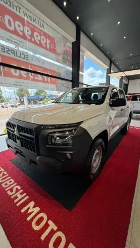Mitsubishi TRITON GL AT 4X4 2026