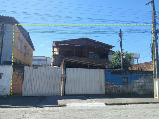 Vendo Casa no Caminho Novo