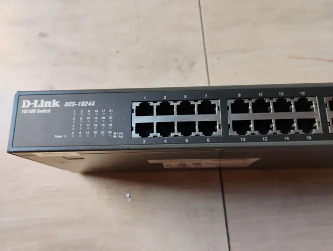 Vendo um Switch de 24 porta 