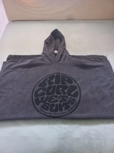 Poncho rip curl flash bomb