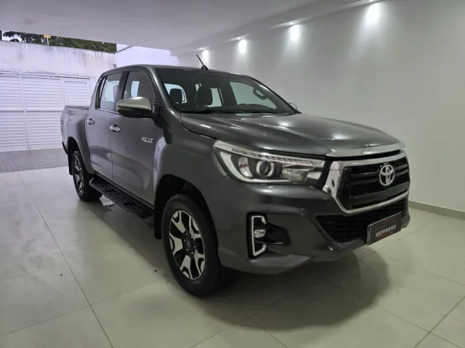 Toyota Hilux CD SRX 4X4 2.8 TDI 16V Diesel Aut. 2020