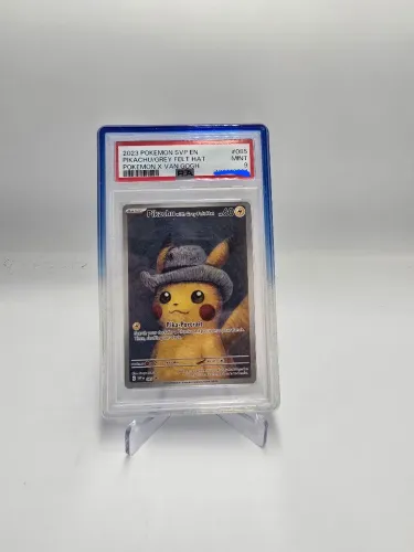 Pikachu Van Gogh PSA 9 - Inglês