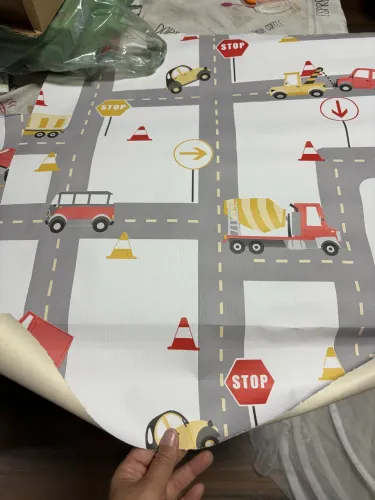 Papel de parede para quarto infantil novo