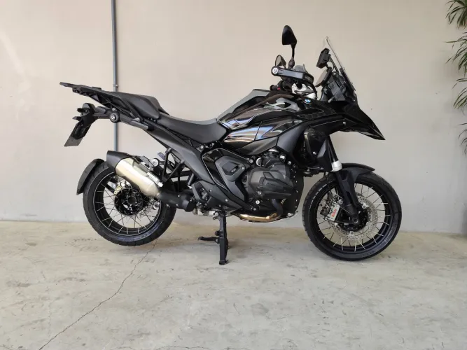 Gs 1300 triploblack 2025