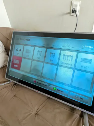 Tv LG 47 polegadas NÃO É SMART