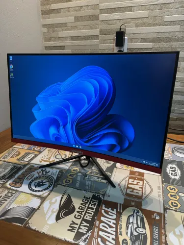 Monitor Gamer Curvo Concórdia