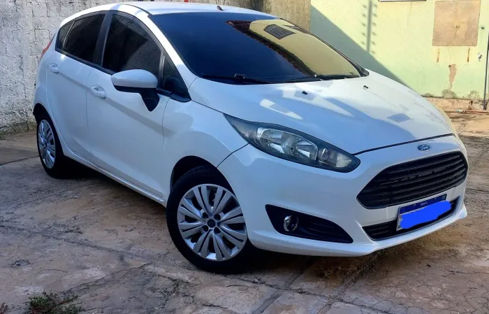 Ford Fiesta 1.5 16V Flex Mec. 5P 2015