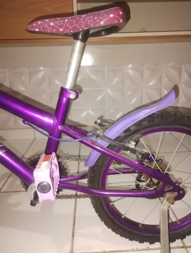 Vendo essa bicicleta usada poucas vezes