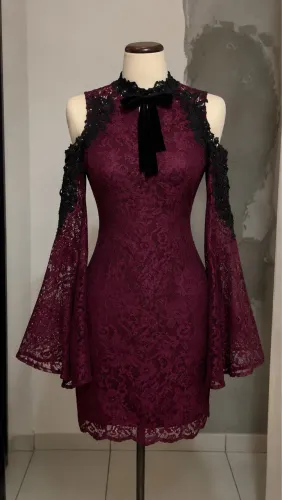 Vestido renda bordô