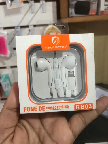 Fone com fio para iPhone Lightning