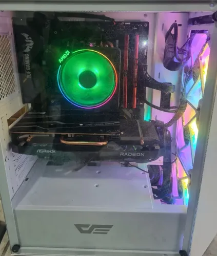 PC gamer RX 7600