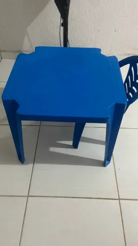 Mesinha e cadeira infantil