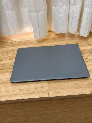 Notebook Dell Vostro i7 12ª geração, 16 GB RAM, SSD 1 TB + fonte