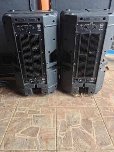 Caixas Sub RCF o Par
