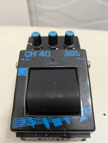 Pedaleira Super Chorus CH-40