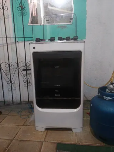 Fogão Consul excelente estado parte elétrica funciona tudo.