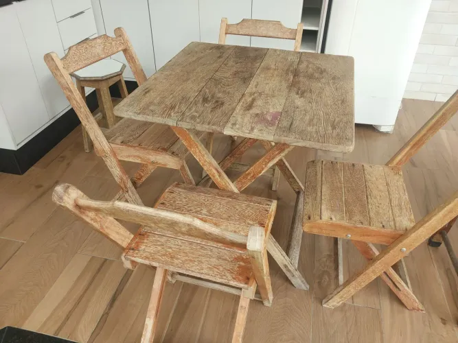 Mesas com Cadeiras
