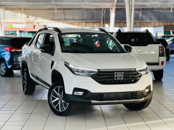 Fiat Strada Volcano 1.3 Flex 8V CD 2026