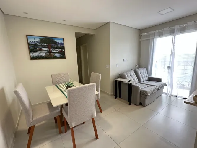 Apartamento todo reformado e mobiliado 